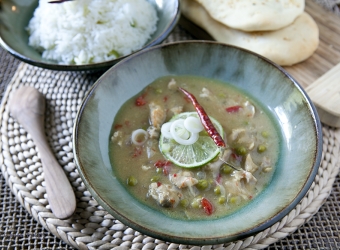 Slow Cooker Coconut Curried Chicken